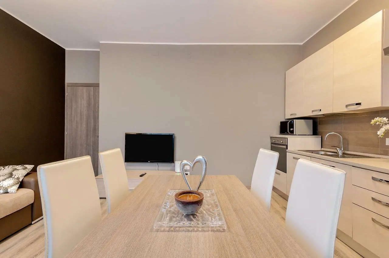 Verona Borgo Roma Apartment Italien